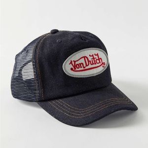 Vintage '90s Von Dutch Hat Urban
Outfitters